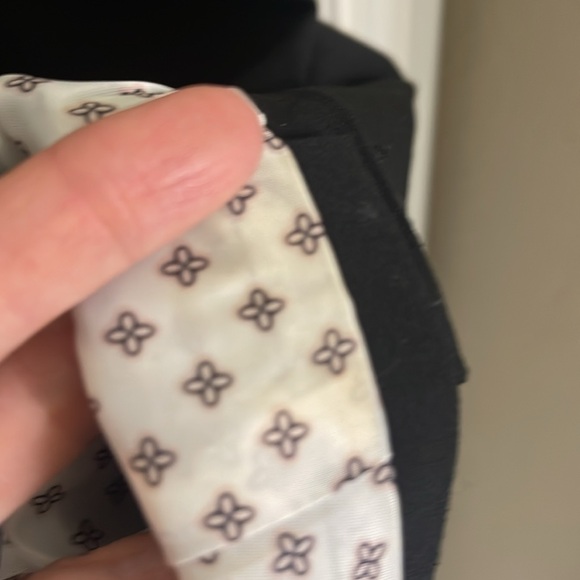 Black Ann Taylor jacket - Picture 7 of 9